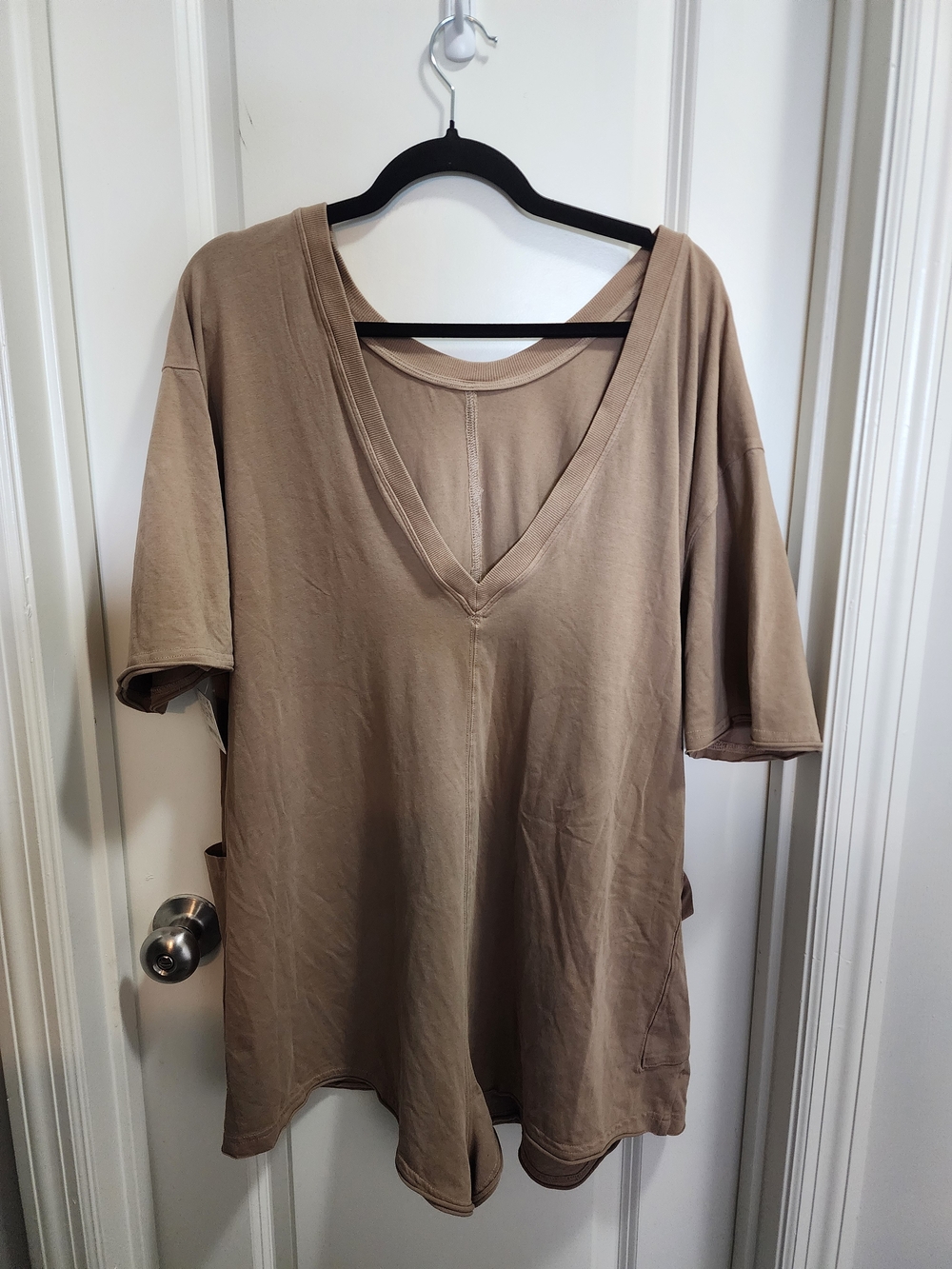 ☁️ NWT Free People Hot Shot Mocha Latte Romper in Sz Medium - Picture 7 of 8
